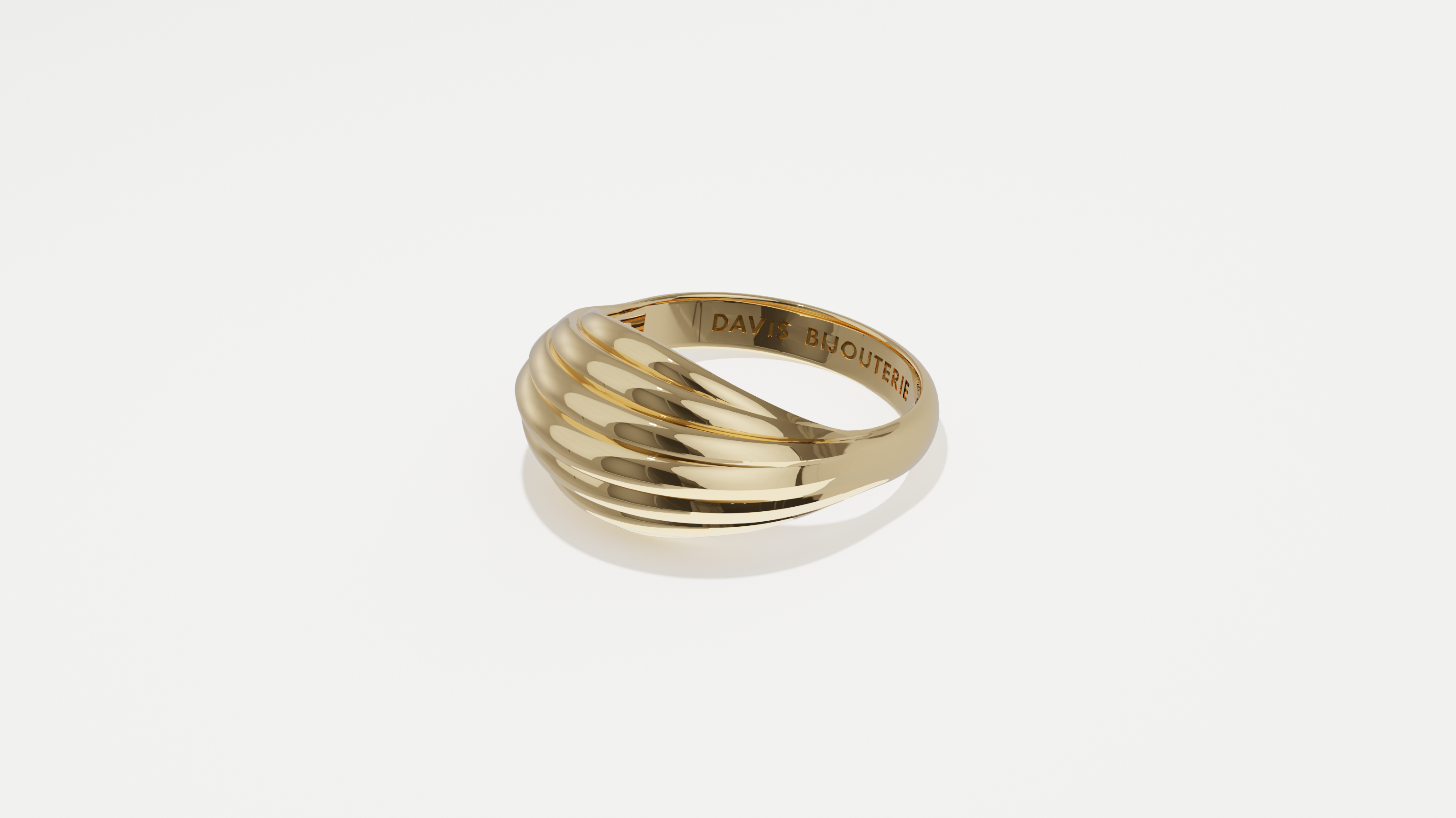 Petite Shell Ring Yellow Gold